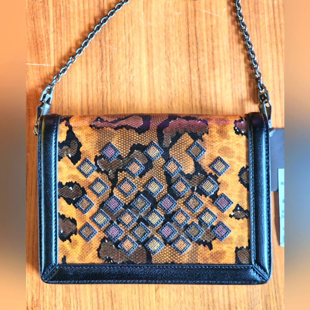 $2100 New Auth Embossed Snakeskin Bottega Veneta Montebello Mini Clutch